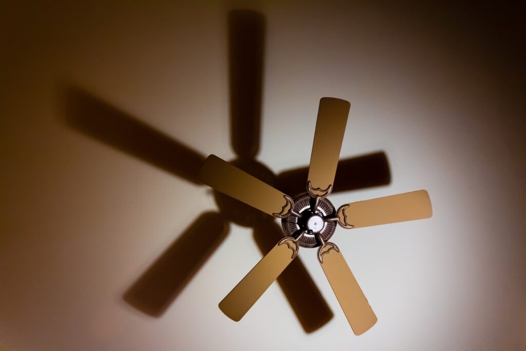 five blade ceiling fan making noise